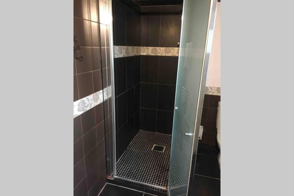 Bel Appartement En Rez De Jardin, 10Min Centre Et 300M Quais De Seine Wifi 루앙 외부 사진